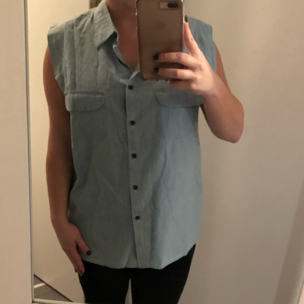 Large chambray sleeveless blouse w/ cut  out back